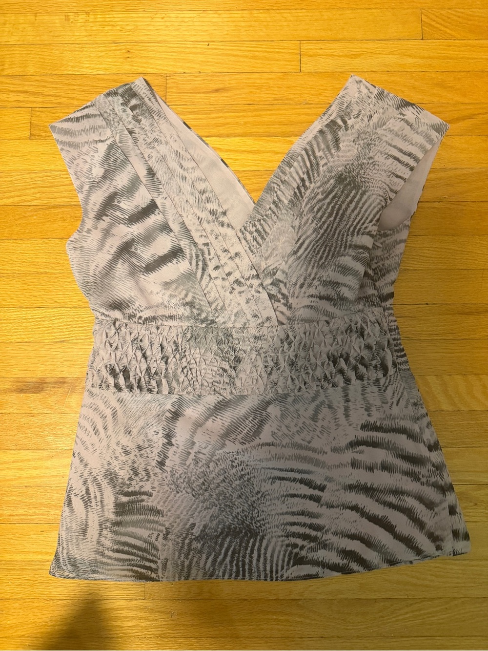 Women’s V-Neck Smocked Waist Printed Top